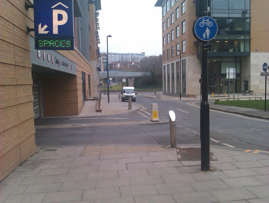 Ibis Sheffield City Eksteriør bilde